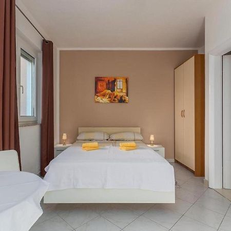 Apartment Zora Novigrad Istria Extérieur photo
