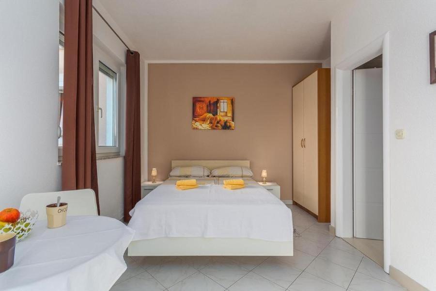 Apartment Zora Novigrad Istria Extérieur photo